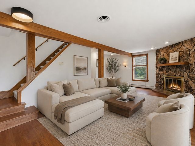 19W681 109th Street, Lemont, IL 60439