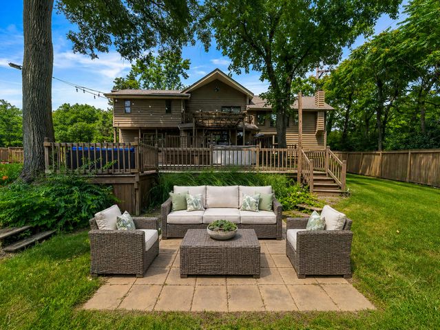 19W681 109th Street, Lemont, IL 60439
