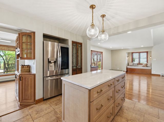 19W681 109th Street, Lemont, IL 60439