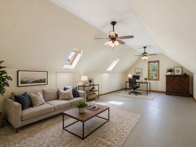 19W681 109th Street, Lemont, IL 60439