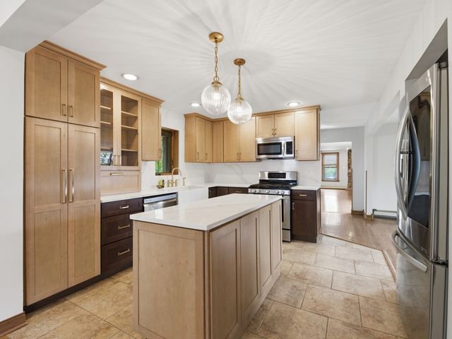 19W681 109th Street, Lemont, IL 60439