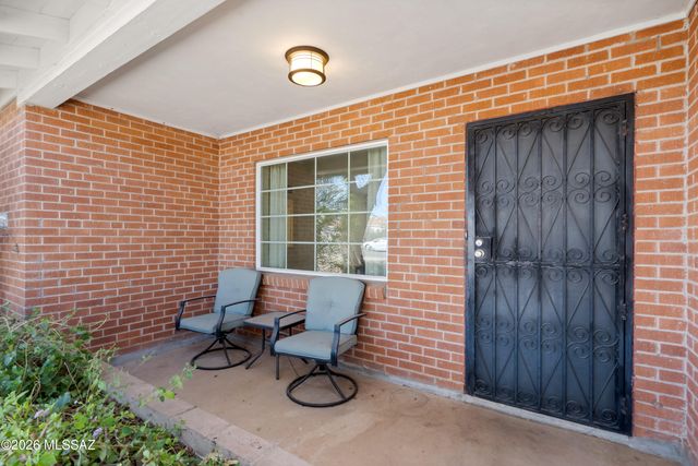 639 N Benton Avenue, Tucson, AZ 85711