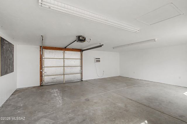 639 N Benton Avenue, Tucson, AZ 85711