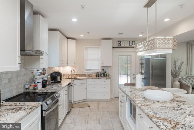 1710 BARGERS RD, Gambrills, MD 21054