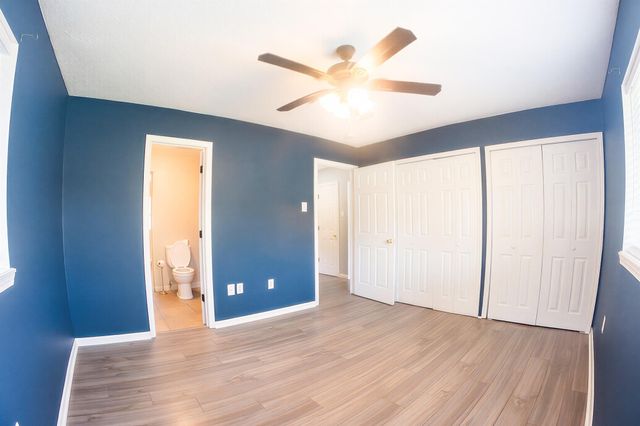 4904 Meadow Lark Lane, Dickinson, TX 77539