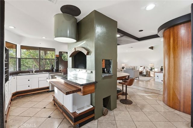 2421 Ardsheal Drive, La Habra Heights, CA 90631