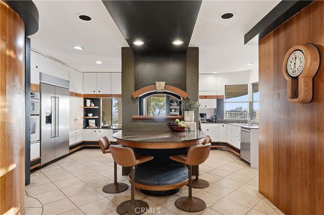 2421 Ardsheal Drive, La Habra Heights, CA 90631