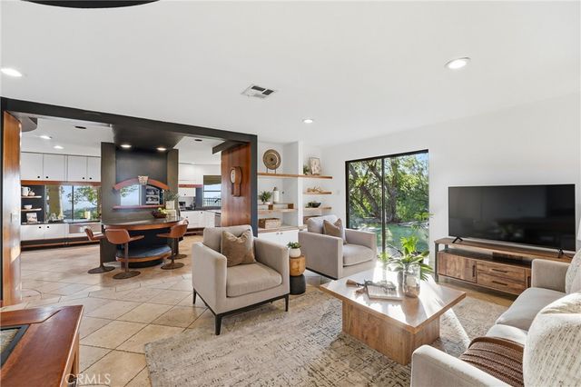 2421 Ardsheal Drive, La Habra Heights, CA 90631