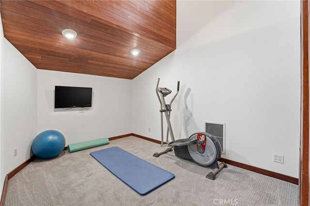 2421 Ardsheal Drive, La Habra Heights, CA 90631