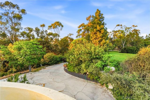 2421 Ardsheal Drive, La Habra Heights, CA 90631