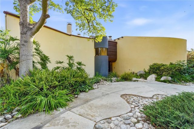 2421 Ardsheal Drive, La Habra Heights, CA 90631