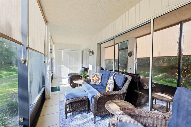 2756 CLUBHOUSE DRIVE 101, Sarasota, FL 34232