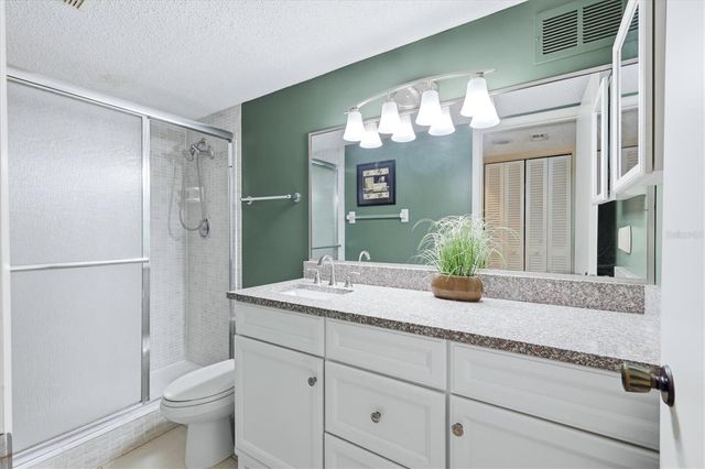 2756 CLUBHOUSE DRIVE 101, Sarasota, FL 34232