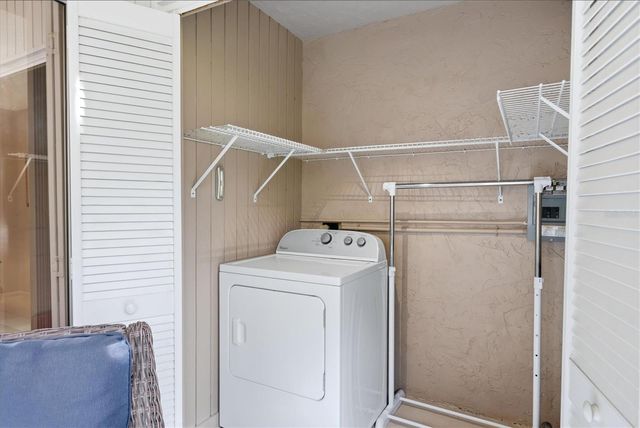 2756 CLUBHOUSE DRIVE 101, Sarasota, FL 34232