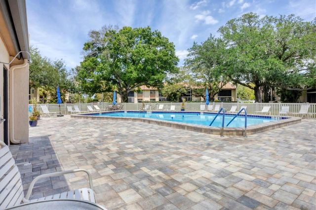 2756 CLUBHOUSE DRIVE 101, Sarasota, FL 34232