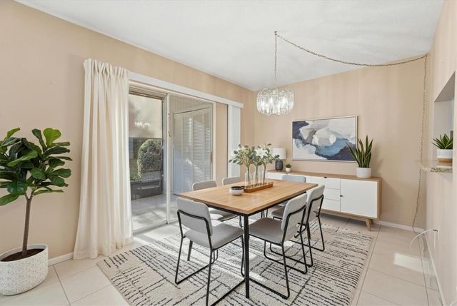 2756 CLUBHOUSE DRIVE 101, Sarasota, FL 34232