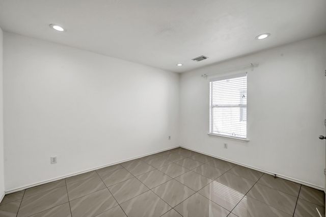 50 Thicket Grove Place, The Woodlands, TX 77385