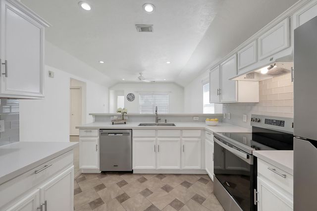 50 Thicket Grove Place, The Woodlands, TX 77385