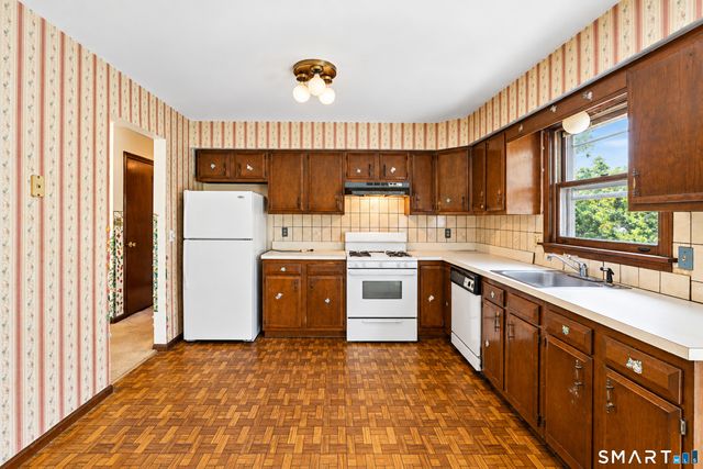 25 Benjamin Way, South Windsor, CT 06074