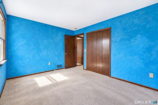 25 Benjamin Way, South Windsor, CT 06074