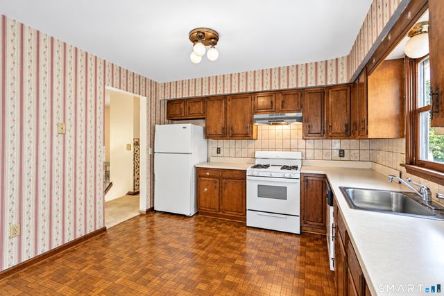 25 Benjamin Way, South Windsor, CT 06074