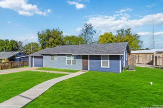 5071 Wildflower, San Antonio, TX 78228