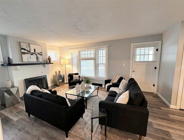 105 Peck Avenue, Syracuse, NY 13206
