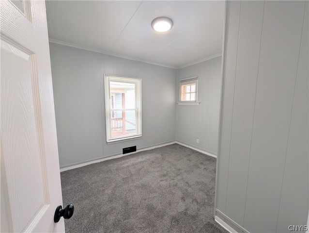 105 Peck Avenue, Syracuse, NY 13206