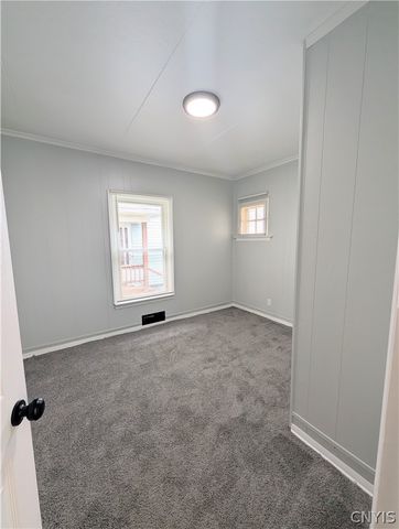 105 Peck Avenue, Syracuse, NY 13206