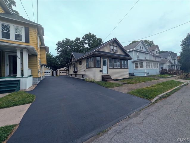 105 Peck Avenue, Syracuse, NY 13206