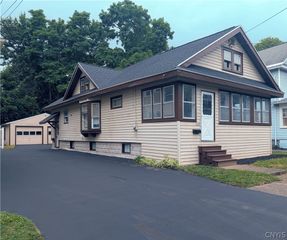 105 Peck Avenue, Syracuse, NY 13206