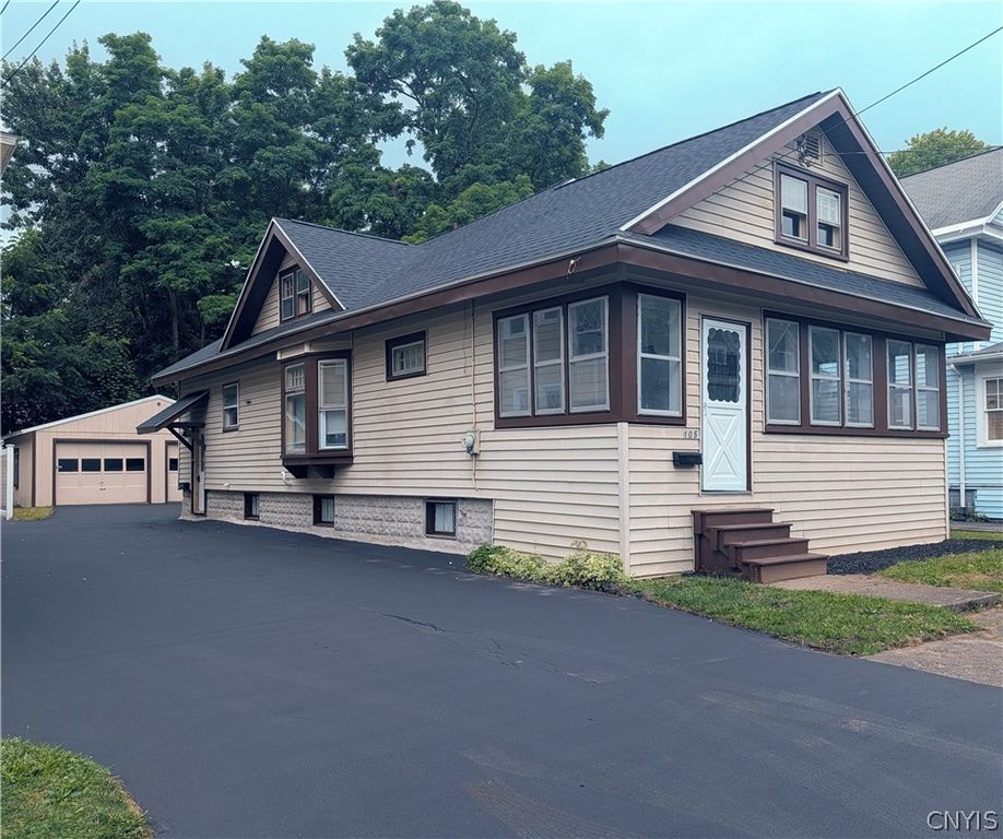 105 Peck Avenue, Syracuse, NY 13206