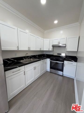 1117 S Westlake Avenue 304, Los Angeles, CA 90006