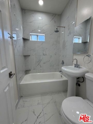 1117 S Westlake Avenue 304, Los Angeles, CA 90006