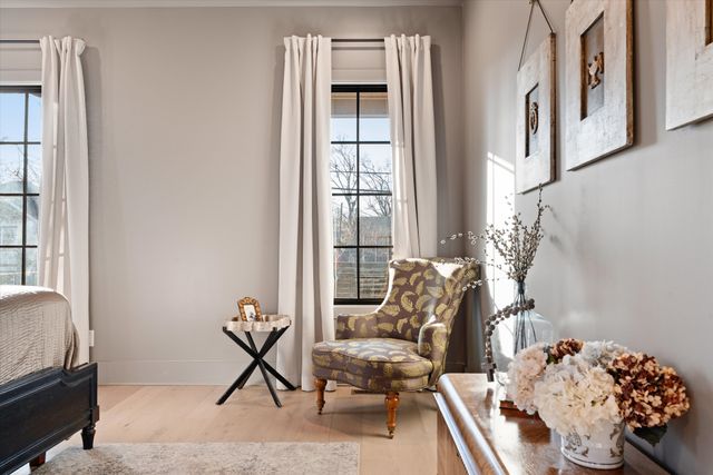 122 38th Ave, N, Nashville, TN 37209