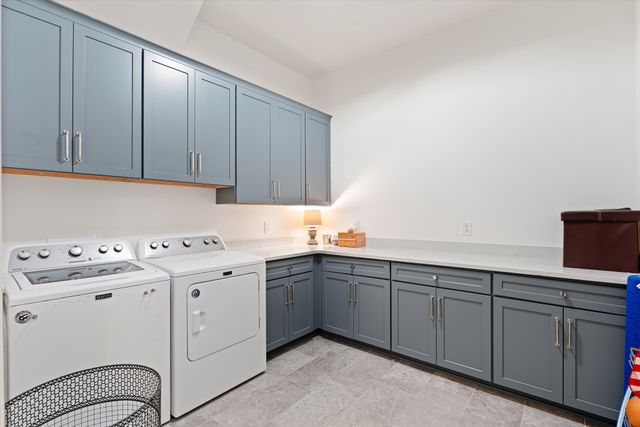 122 38th Ave, N, Nashville, TN 37209