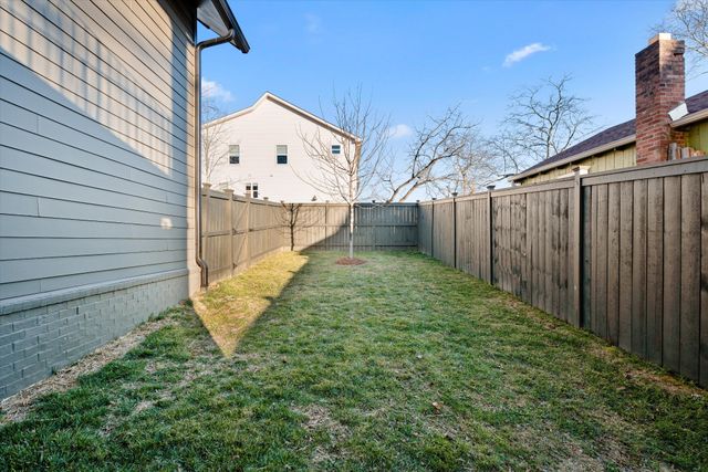 122 38th Ave, N, Nashville, TN 37209