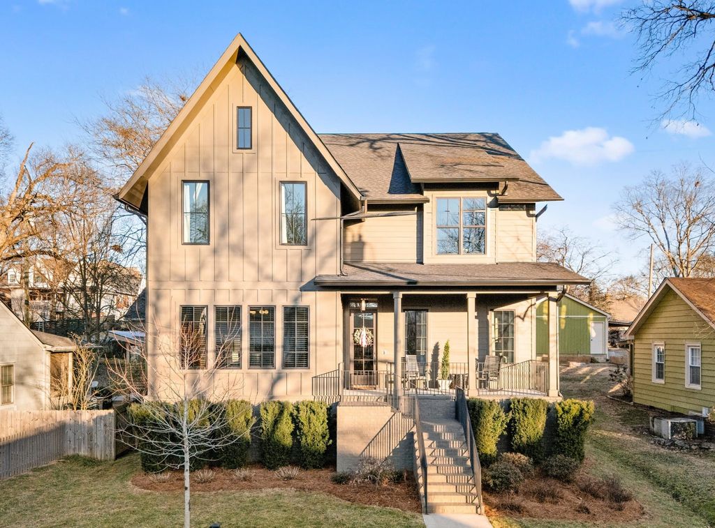 122 38th Ave, N, Nashville, TN 37209