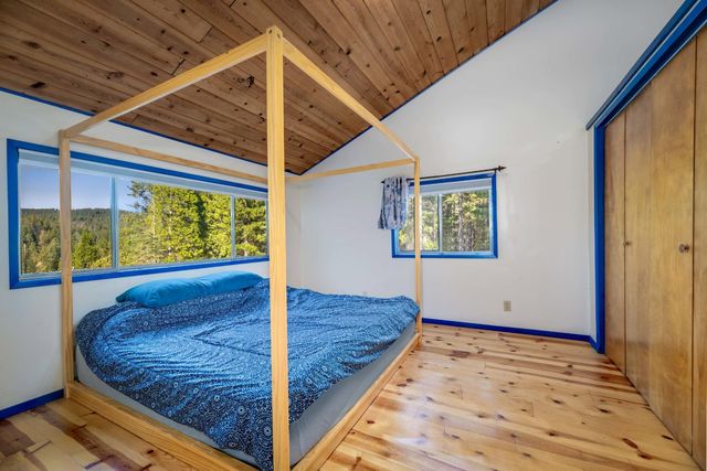 2051 Ridge Rd, North San Juan, CA 95960