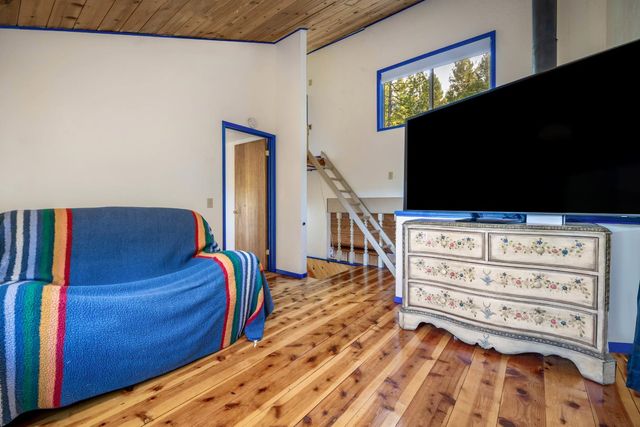 2051 Ridge Rd, North San Juan, CA 95960