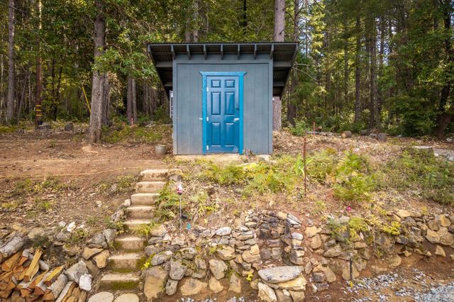 2051 Ridge Rd, North San Juan, CA 95960