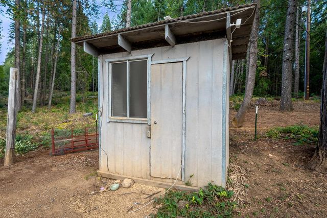 2051 Ridge Rd, North San Juan, CA 95960