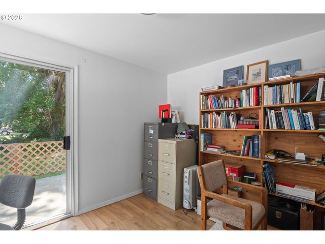 803 OHIO Ave, Bandon, OR 97411