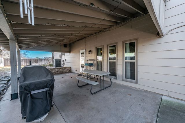 9712 W Harvest, Wichita, KS 67212