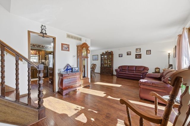 9712 W Harvest, Wichita, KS 67212