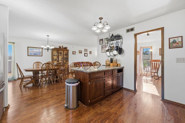 9712 W Harvest, Wichita, KS 67212