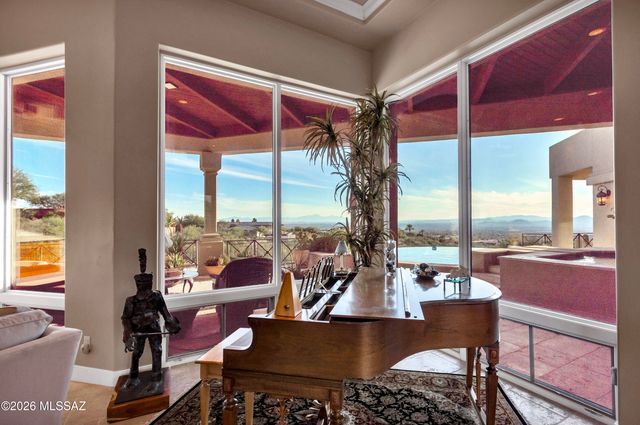 3140 E Crest Shadows Drive, Tucson, AZ 85718