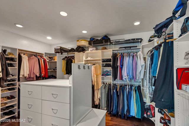 3140 E Crest Shadows Drive, Tucson, AZ 85718