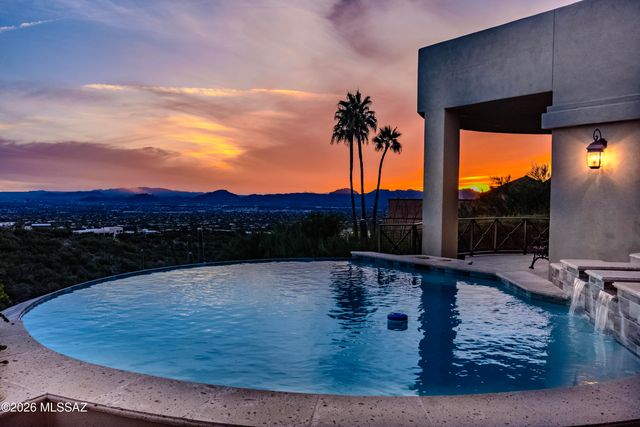 3140 E Crest Shadows Drive, Tucson, AZ 85718