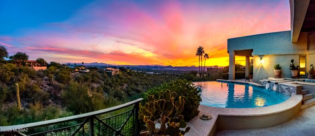 3140 E Crest Shadows Drive, Tucson, AZ 85718